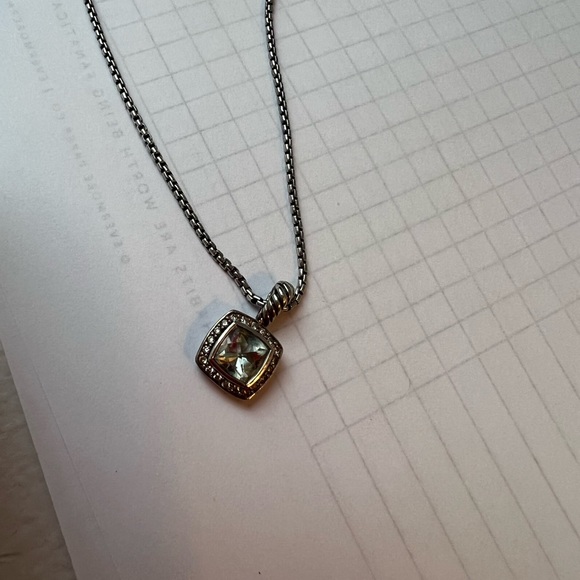 David Yurman Petite Albion® Pendant Necklace -Prasiolite and Pavé Diamonds - Picture 5 of 7